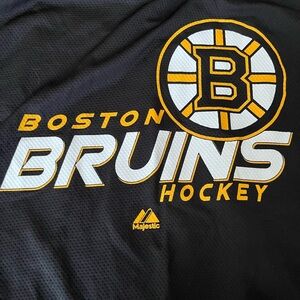 Bruins dri-fit black x large t shirt